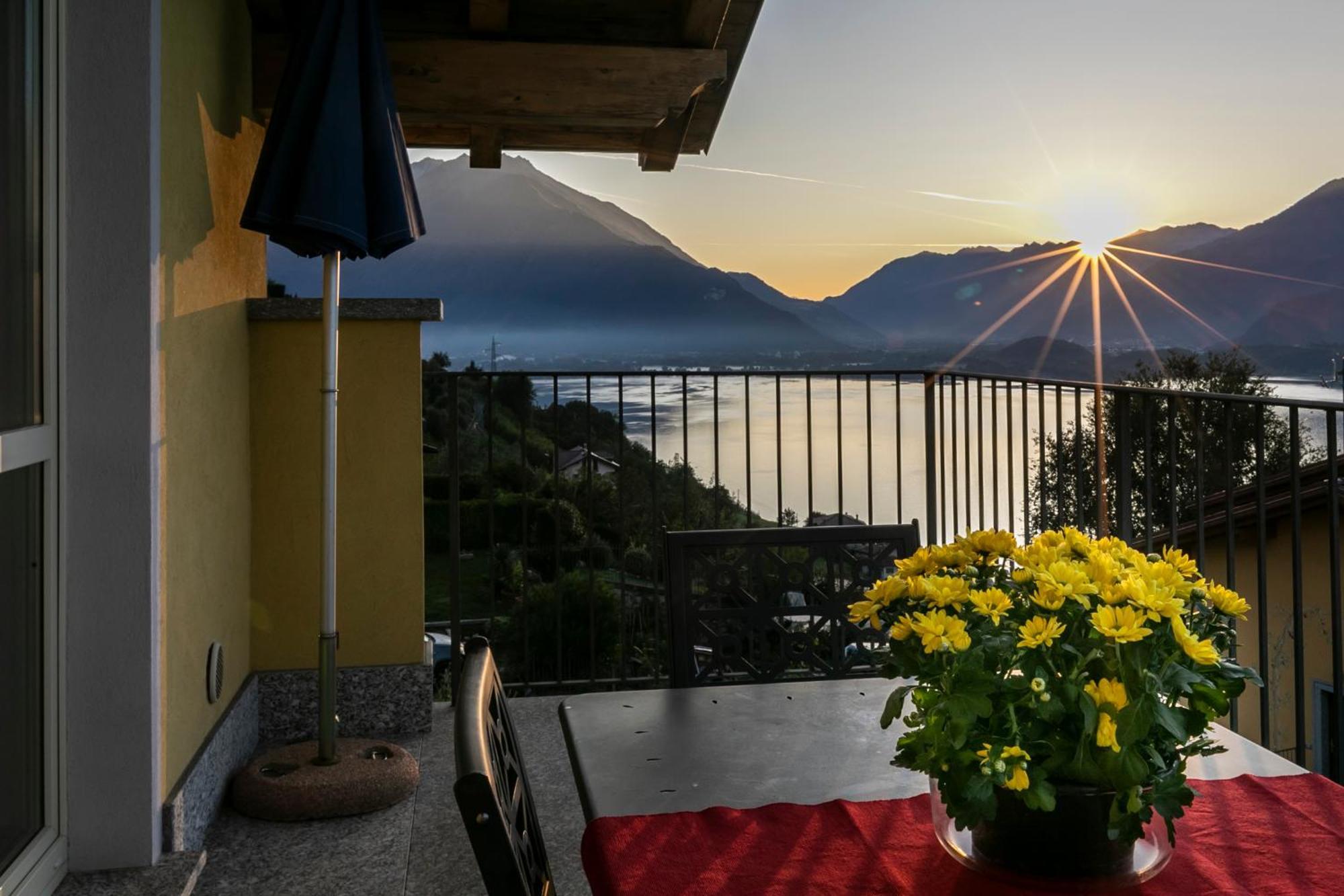 La Collina Degli Ulivi Apartment Vercana Exterior foto